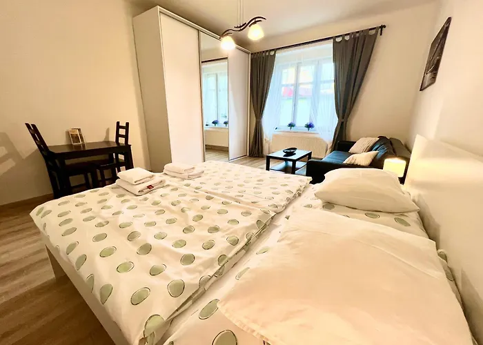 Cozy Private Apartment בית אירוח