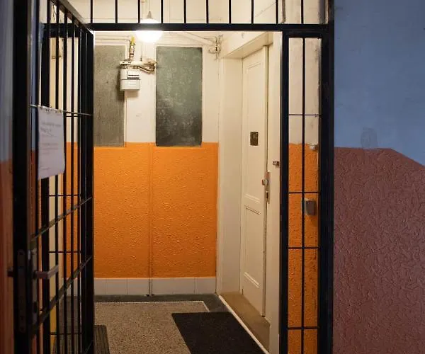 Cozy Private Apartment בית אירוח