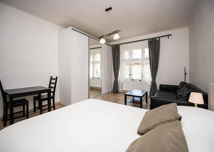 Cozy Private Apartment Prague